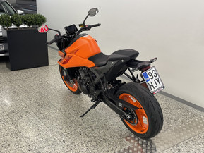 KTM 990