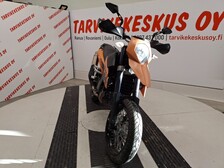 KTM 690
