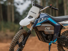 CFMOTO CX-5E