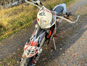 KTM 125