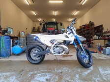 KTM 300