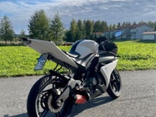 Yamaha YZF-R
