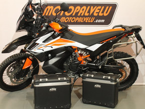 KTM 790