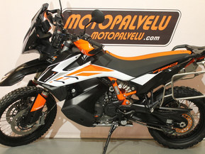 KTM 790
