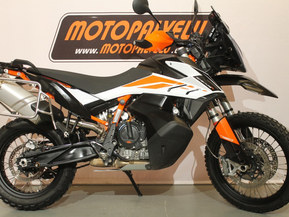 KTM 790