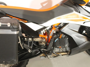 KTM 790