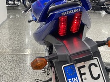 Suzuki SV