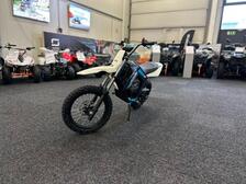CFMOTO CX-5E