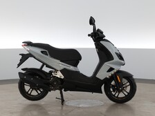 Peugeot Speedfight 4