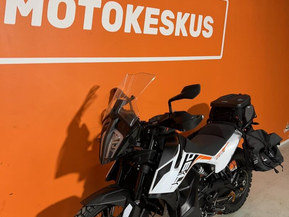 KTM 790