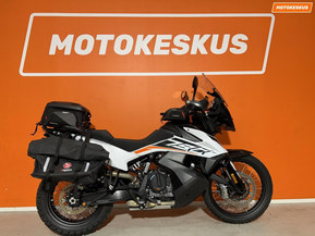 KTM 790