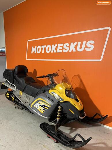 Ski-Doo Tundra LT V800 800 cm³ 2009 - Oulu - Moottorikelkka - Nettimoto