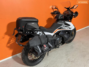 KTM 790