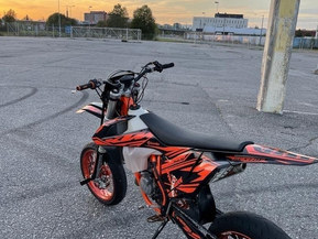 KTM 125