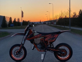 KTM 125