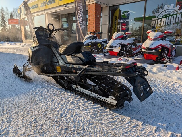 Lynx BoonDocker RE 850cm³ 3700 850 cm³ 2018 - Kajaani - Moottorikelkka ...