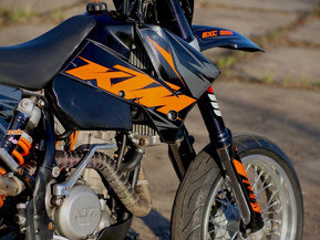 KTM 525