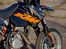 KTM 525