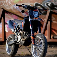 KTM 525