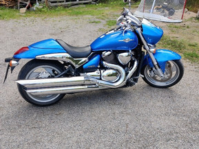 Suzuki Intruder