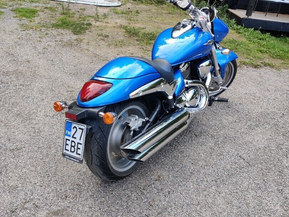 Suzuki Intruder