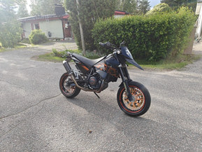 KTM 690