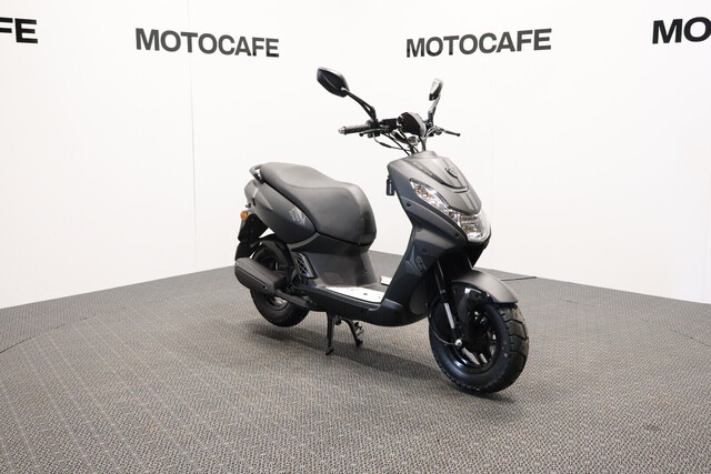 Peugeot Street Zone