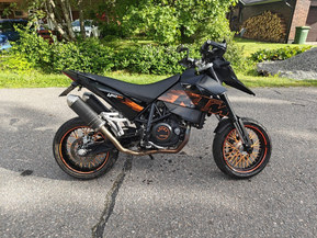 KTM 690