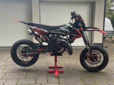 KTM 125
