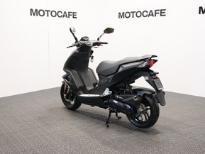 Peugeot Speedfight 4