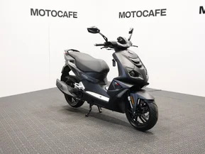 Peugeot Speedfight 4