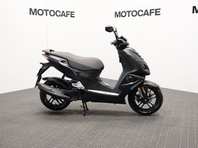 Peugeot Speedfight 4