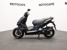 Peugeot Speedfight 4