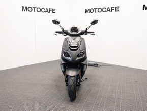 Peugeot Speedfight 4