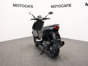 Peugeot Speedfight 4