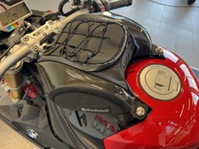 BMW S