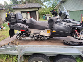 Polaris FST Touring