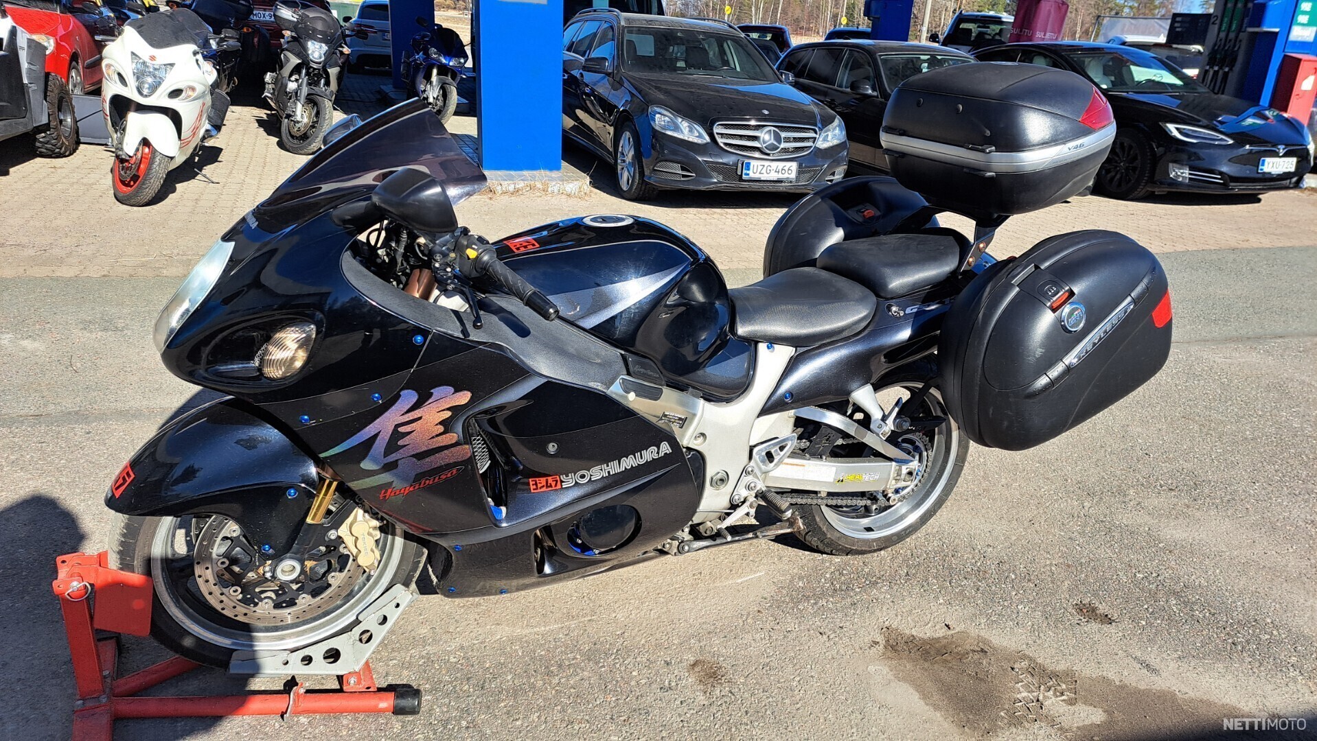 Suzuki GSX 1300R Hayabusa 300 cm³ 2006 Rauma Motorcycle