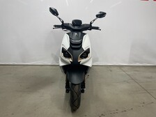 Peugeot Speedfight 4