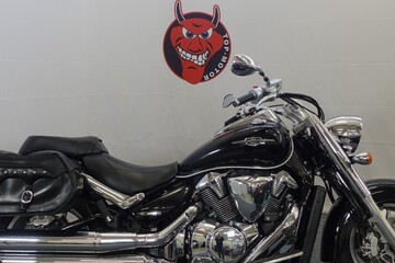 Suzuki Intruder