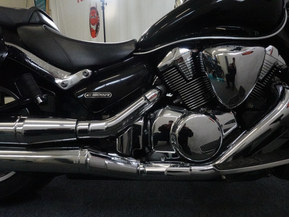Suzuki Intruder
