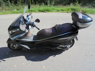 Piaggio X10