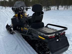 Ski-Doo Expedition