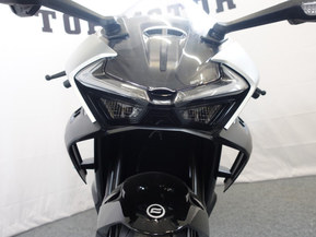 CFMOTO 675SR-R