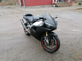 Yamaha YZF-R1