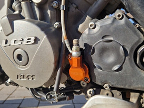 KTM 990