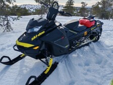 Ski-Doo Summit