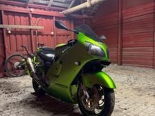 Kawasaki ZX-12R