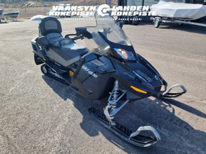 Ski-Doo Grand Touring