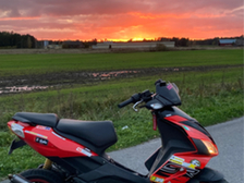 Aprilia SR
